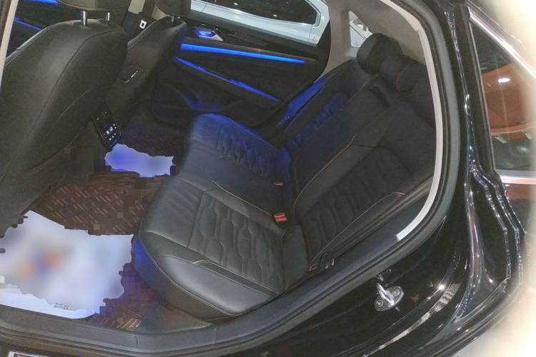 Used Volkswagen Passat 2020 Facelift 330TSI Elite Edition China VI Standard