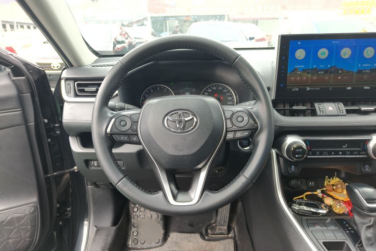 Used Toyota Wildlander 2022 2.0L CVT Two-Wheel Drive Luxury PLUS Edition
