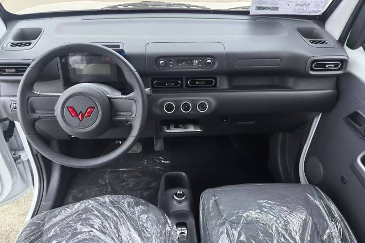 Used Wuling Zhiguang New Energy 2025 Comfort Model