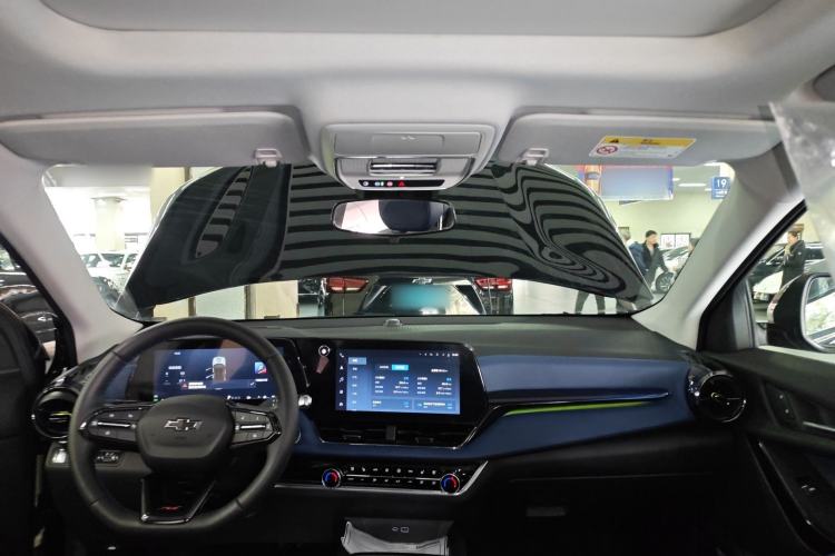 Used Chevrolet Equinox Plus 2024 102km RS Ultimate Edition
