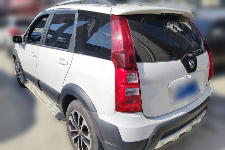 Used FORTHING Joyear X5 2013 1.6L Manual Luxury Model China IV Standard