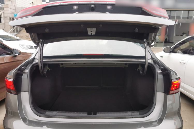 Used Geely Auto Emgrand 2022 4th Generation 1.5L CVT Luxury Model