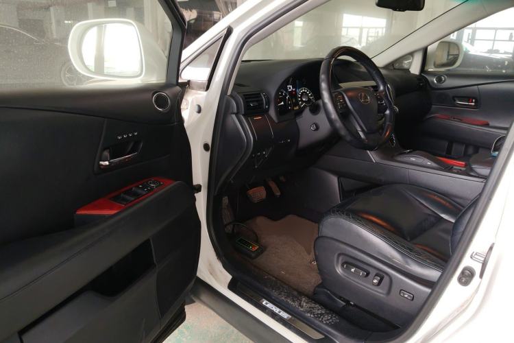Used Lexus RX Classic 2011 270 Luxury Edition Driver Seat