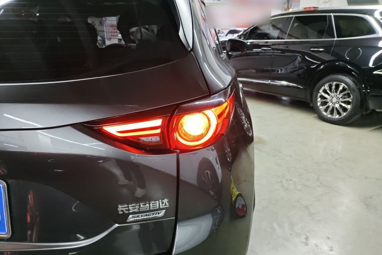 Used Mazda CX-5 2020 2.0L Automatic Two-Wheel Drive Smart Version Right Rear Taillight