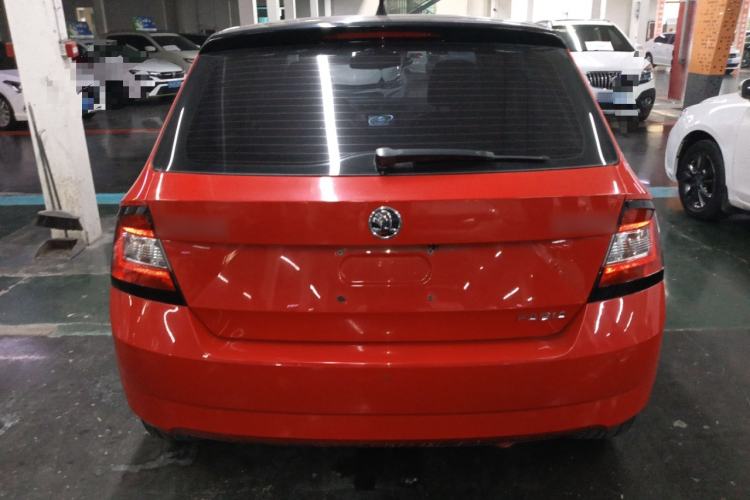 Used Skoda Fabia 2015 1.6L Automatic Sport Edition
