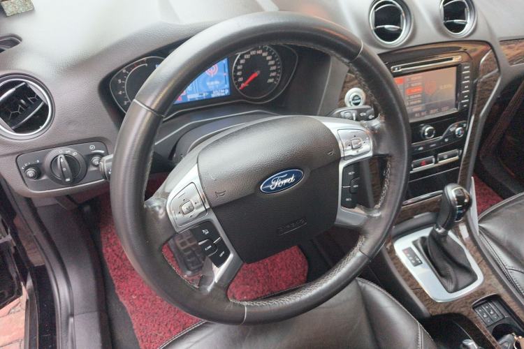 Used Ford Mondeo 2011 2.3L Luxury Model