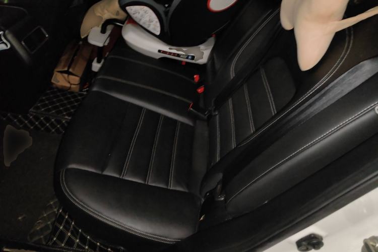 Used Venucia T90 2017 2.0L CVT Smart Edition Left Rear Seat