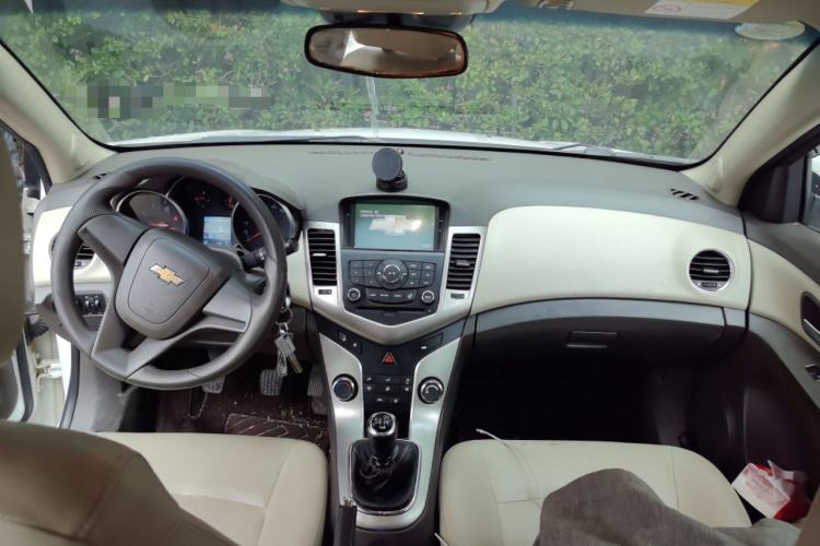 Used Chevrolet Cruze 2015 1.5L Classic SL MT
