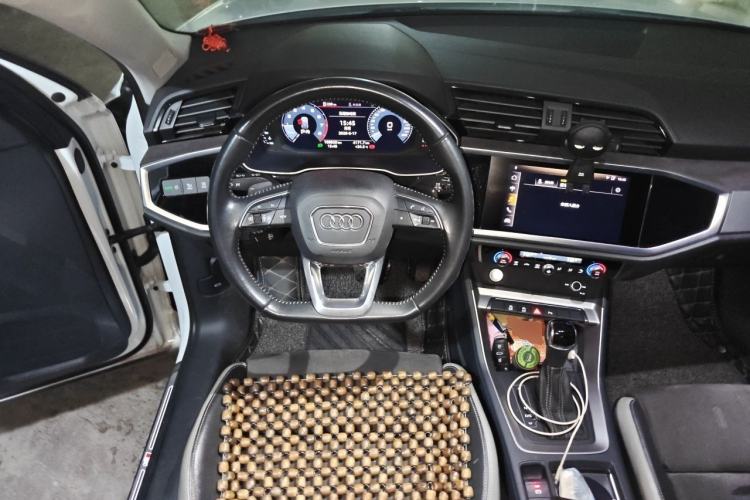 Used Audi Q3 2019 35 TFSI Fashion Dynamic Model
