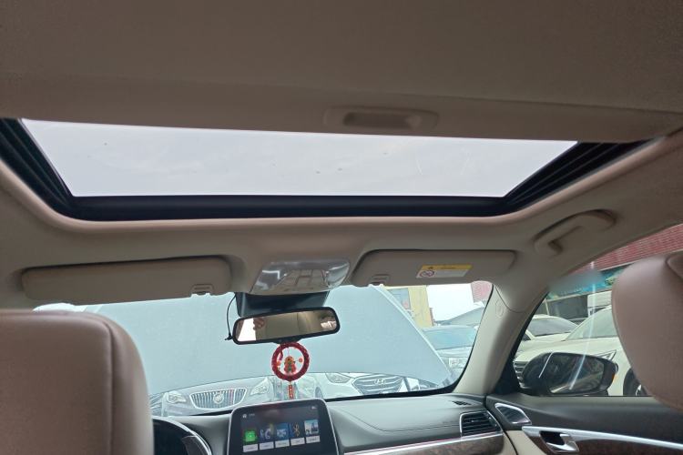 Used GAC Trumpchi GA8 2017 280T Executive Edition
