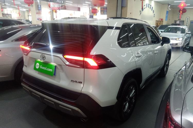 Used Toyota RAV4 2024 2.0L CVT Two-Wheel Drive Fashion Plus Edition