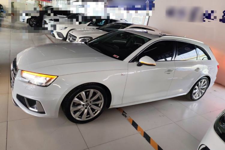 Used Audi A4 2020 Avant Avant-garde 40 TFSI Fashionable and Dynamic Model
