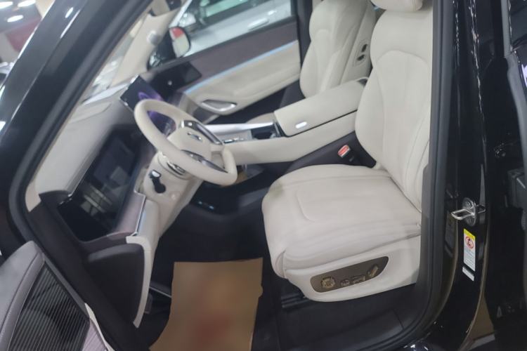 Used Denza N9 2025 Prestige Version
