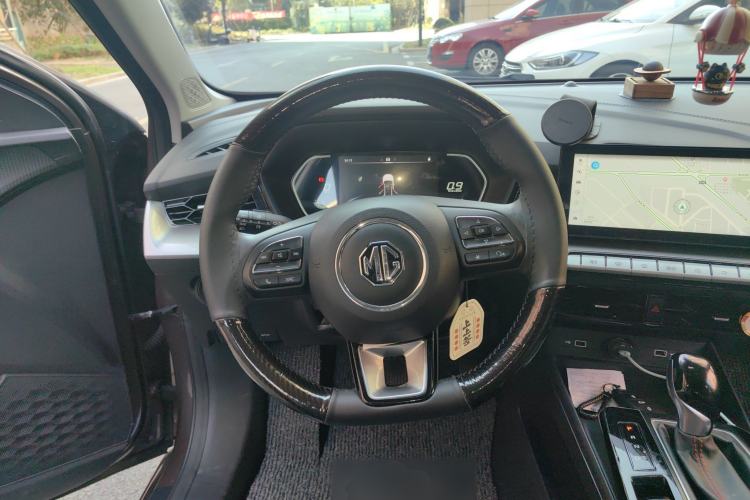 Used MG 5 2022 180 DVVT CVT Youth Luxury Edition
