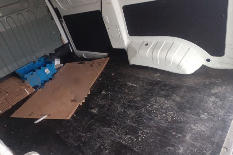 Used CHANGAN KAICHENG Ruixing EM60 2022 Pure Electric Van 4498 mm Long Flat Roof with Rear-Hinged Doors 2 Seats 60 kW 41.86 kWh
