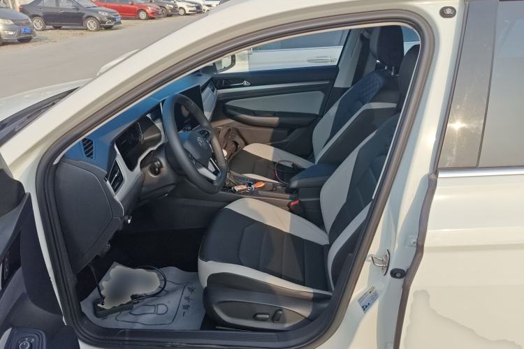 Used Volkswagen Bora 2023 300TSI DSG Prestige Edition
