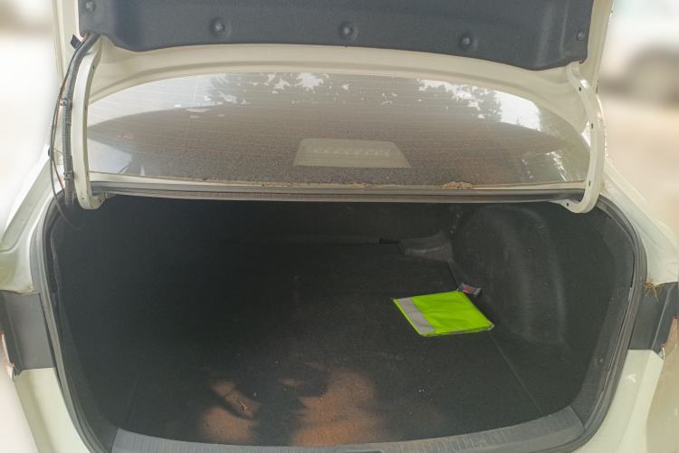 Used Toyota Corolla 2021 Dual-Motor 1.8L E-CVT Elite Edition Trunk