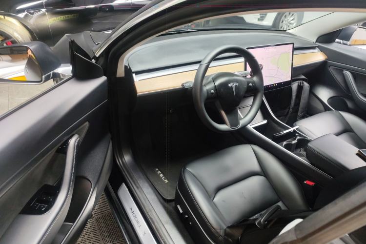 Used Tesla Model 3 2019 Standard Range Rear-Drive Upgraded Version