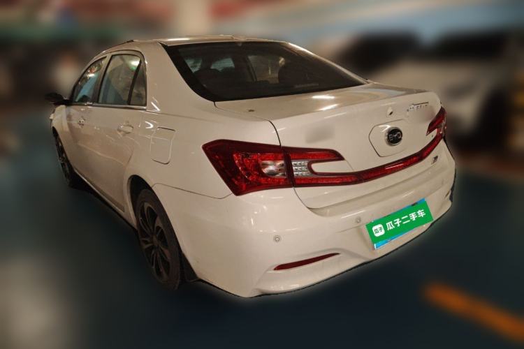 Used BYD Qin New Energy 2015 1.5T Dual-Crown Flagship Plus Edition
