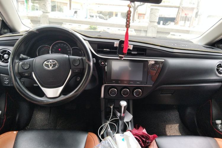 Used Toyota Levin 2017 Revised Version 185T CVT Elite Edition China VI Standard
