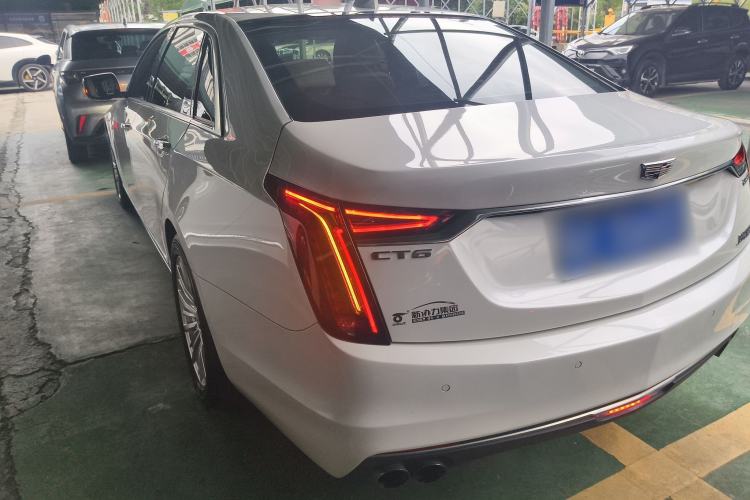 Used Cadillac CT6 2019 28T Fashion Edition Rear Left 45 Deg