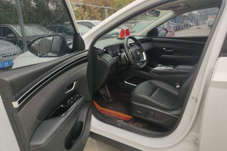 Used Hyundai Tucson 2022 Tucson L 1.5T DCT LUX Prestige Edition N Line Driver Seat