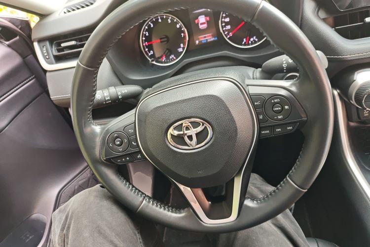 Used Toyota Wildlander 2023 2.0L CVT Two-Wheel Drive Urban Edition Steering Wheel