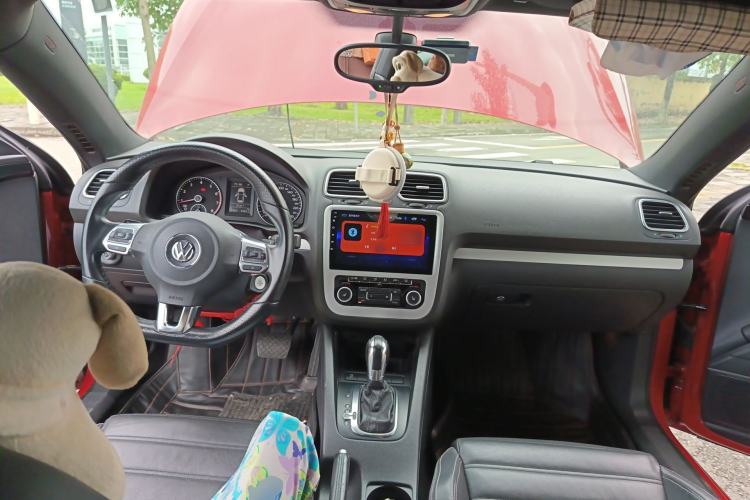 Used Volkswagen Scirocco 2011 2.0 TSI Luxury Edition Center Console