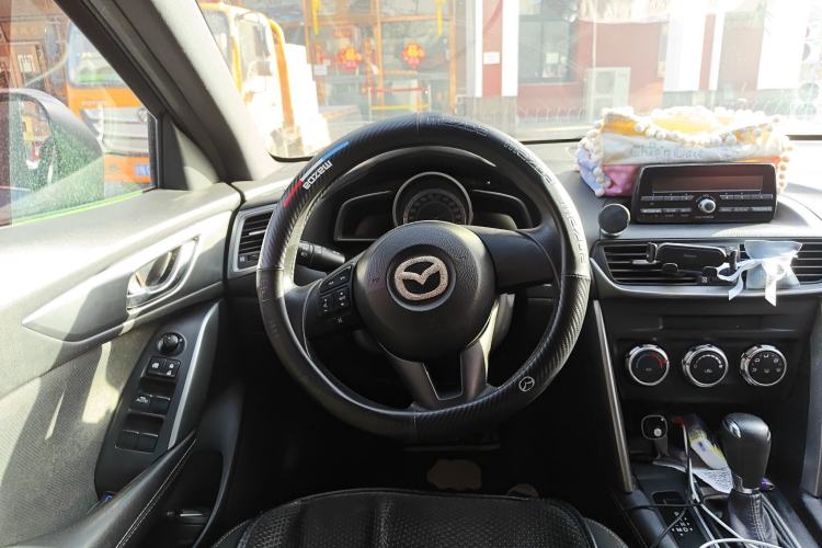 Used Mazda CX-4 2016 2.0L Automatic 2WD Blue Sky Dynamic Edition
