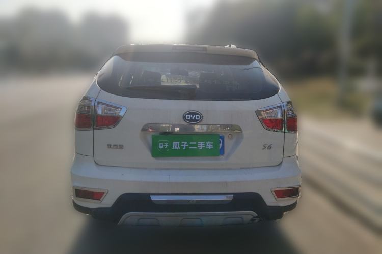 Used BYD S6 2013 Platinum Edition 2.0L Manual Elite Model
