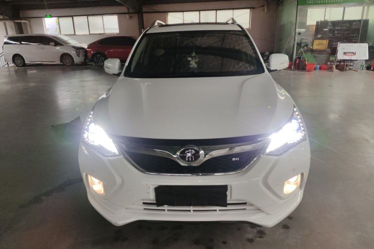 Used BYD Song 2017 Gaishe Upgrade Edition 1.5TID Automatic Elite Model
