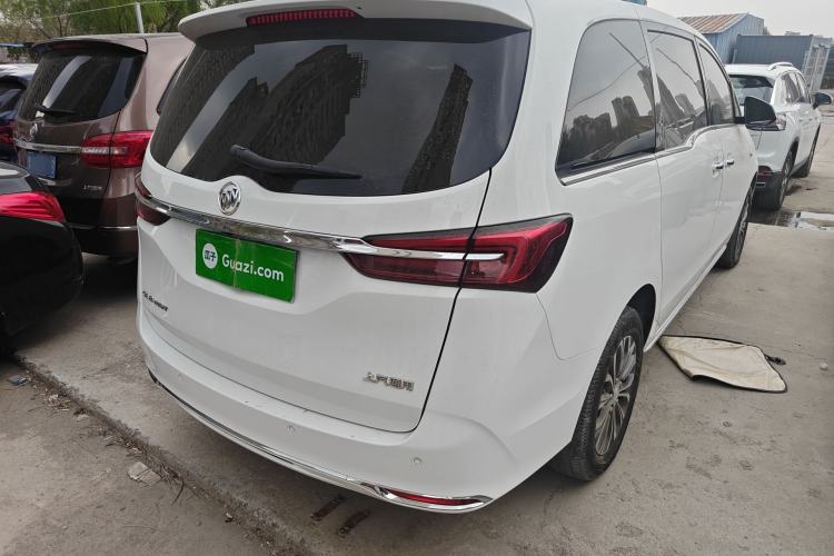 Used Buick GL8 2023 Land Executive Class 652T Luxury Model Rear Right 45 Deg