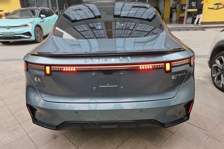 Used Lynk & Co 07 2024 EM-P 126 Long-Range Ultra
