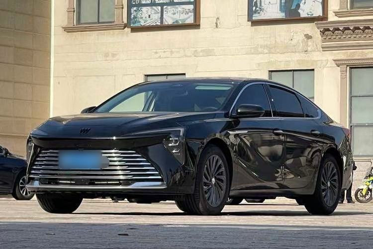 Used Buick LaCrosse 2025 28T Platinum Edition