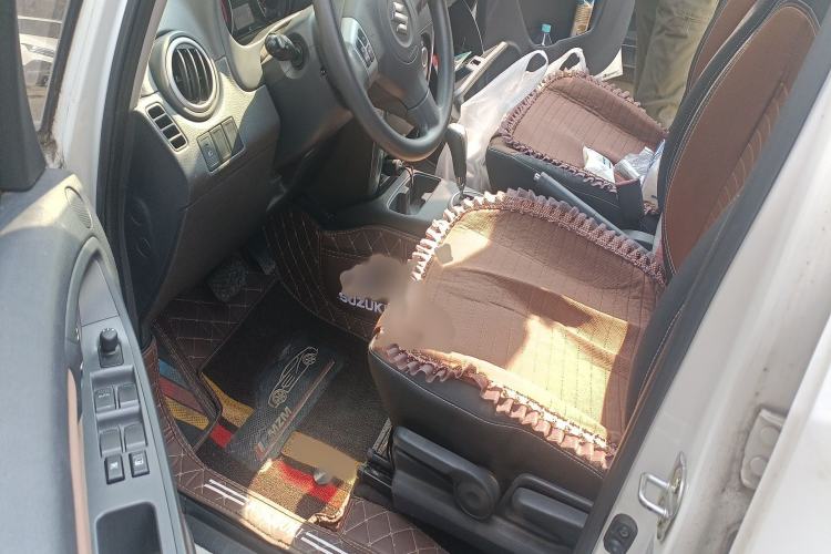 Used Suzuki SX4 2016 1.6L Automatic Classic Edition Interior 3