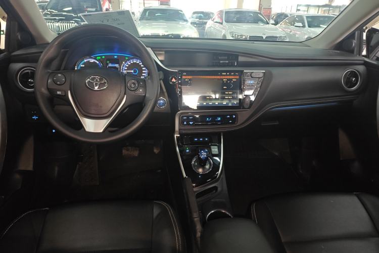 Used Toyota Corolla Hybrid E+ 2019 1.8L E-CVT Leading Edition Center Console
