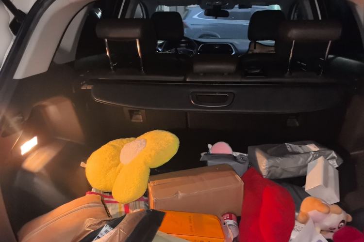 Used GAC Trumpchi GS4 2017 235T Automatic Two-Wheel Drive Elite Edition Trunk