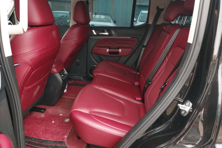 Used Tank 300 2025 2.0T Conqueror Left Rear Seat