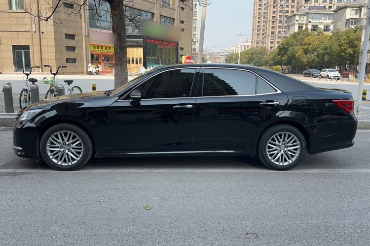 Used Toyota Crown 2017 2.0T Sport Edition
