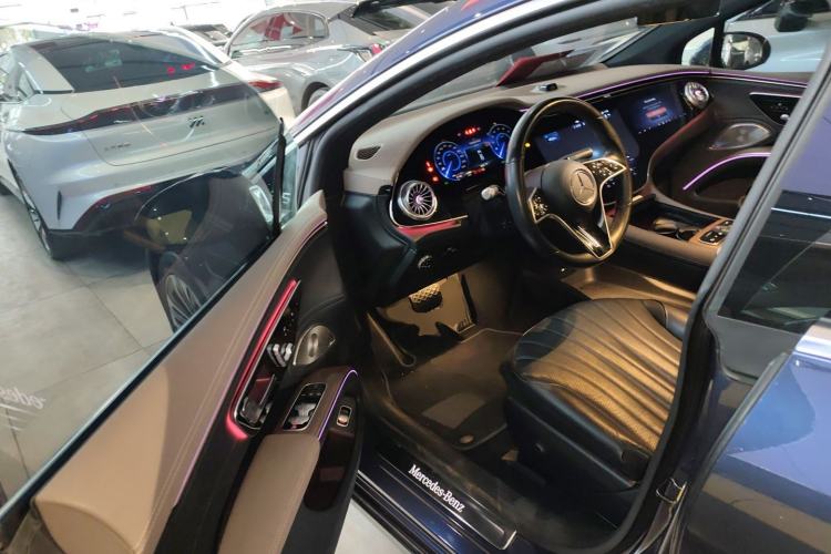 Used Mercedes-Benz EQS 2022 Updated Version 450+ Pioneer Edition Driver Seat