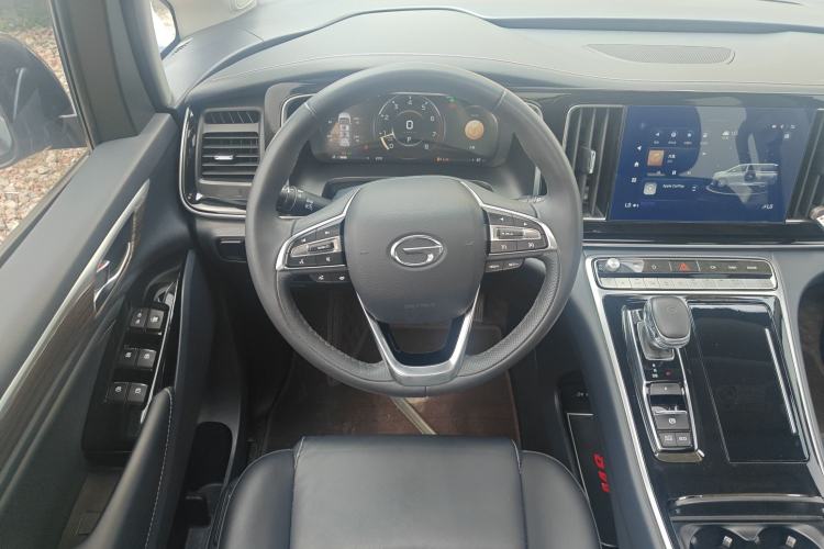 Used GAC Trumpchi M8 2021 Lingxiu Series 390T Ultimate Edition Steering Wheel