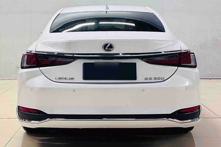 Used Lexus ES 2018 200 Excellence Edition China V Standard
