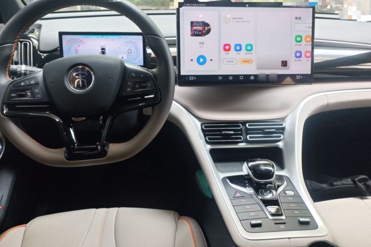 Used BYD Song Pro New Energy 2024 HONOR Edition DM-i 110KM Excellence Model
