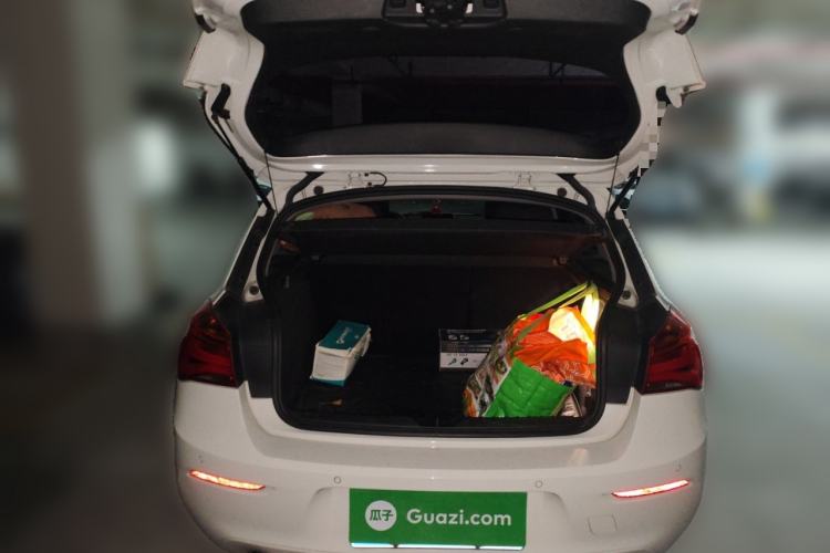 Used BMW 1 Series 2015 120i Leading Model Trunk