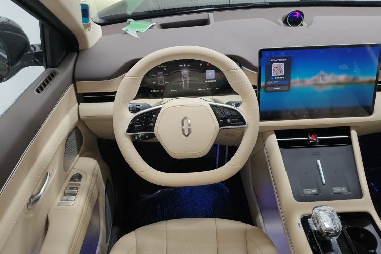 Used Hima AITO M7 2024 1.5T Intelligent Driving Rear-Drive Pro Version 5 Seats
