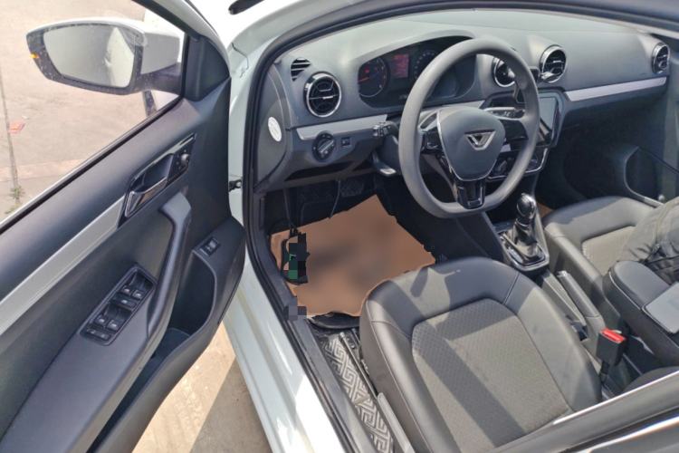 Used Jetta VA3 2019 1.5L Automatic Enjoyment Edition Driver Seat