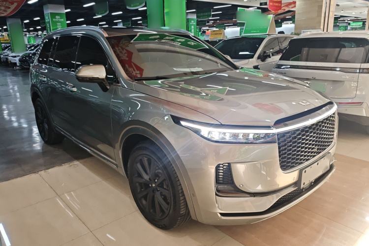 Used Li Auto ONE 2021 Extended-Range 6-Seater Version Front Right 45 Deg