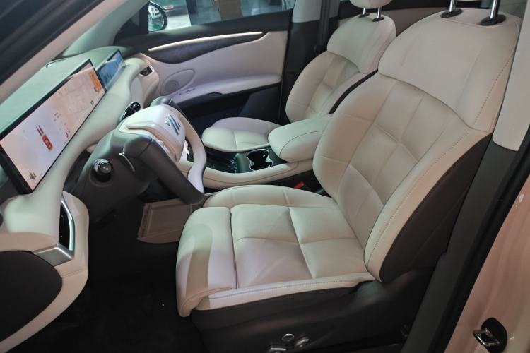 Used IM LS6 2023 Max Standard Edition