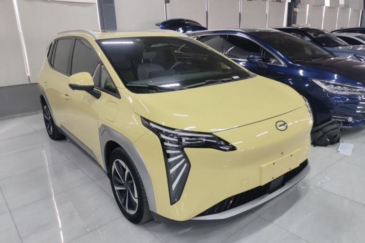 Used AION Y 2023 Younger Star Edition Front Right 45 Deg