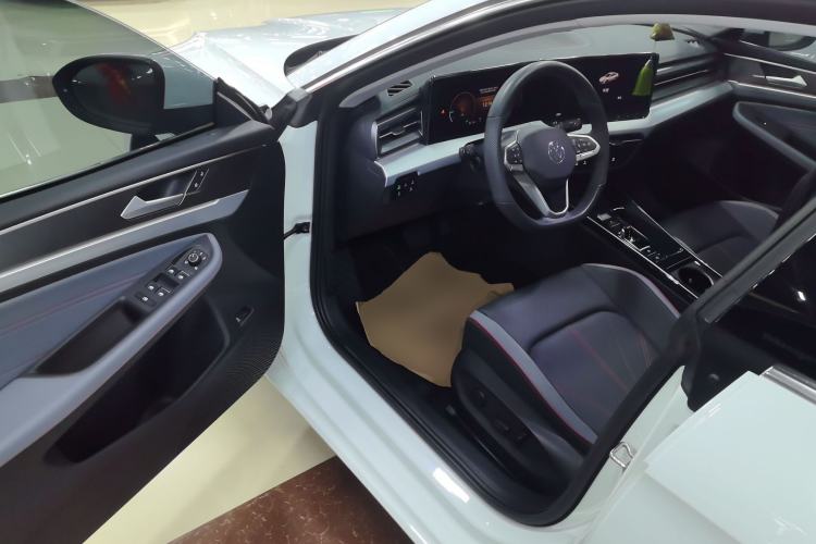 Used Volkswagen Lamando 2024 Lavida L 280TSI DSG Cool & Spicy Edition